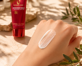 ضد آفتاب لاکچری کوین اصل فرانسه SPF | فاقد چربی | ماندگاری تا ۸ ساعت | مناسب انواع پوست